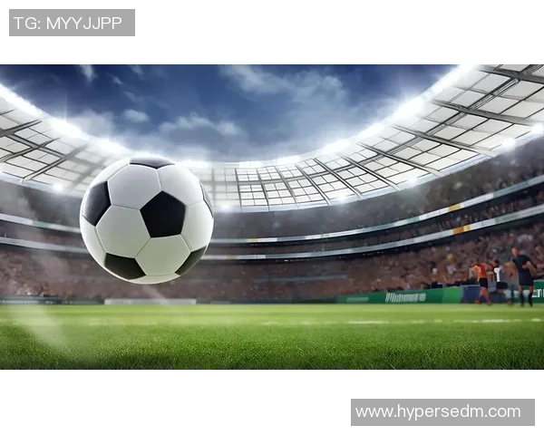 短发足球球星的速度力量与激情演绎绿茵场上非凡风采 短发足球球星的速度力量与激情演绎绿茵场上非凡风采