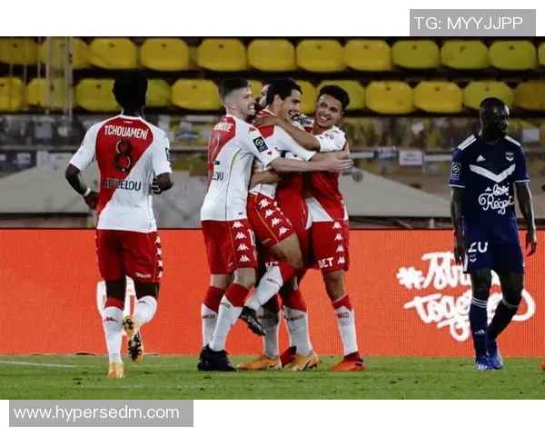 足球风云人物汇聚 揭秘当代球星背后的荣耀与挑战