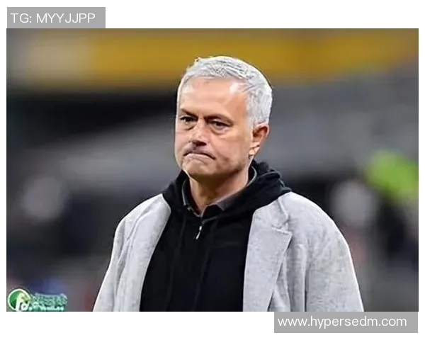 巴西足球巨星毛罗的职业生涯与传奇故事解析